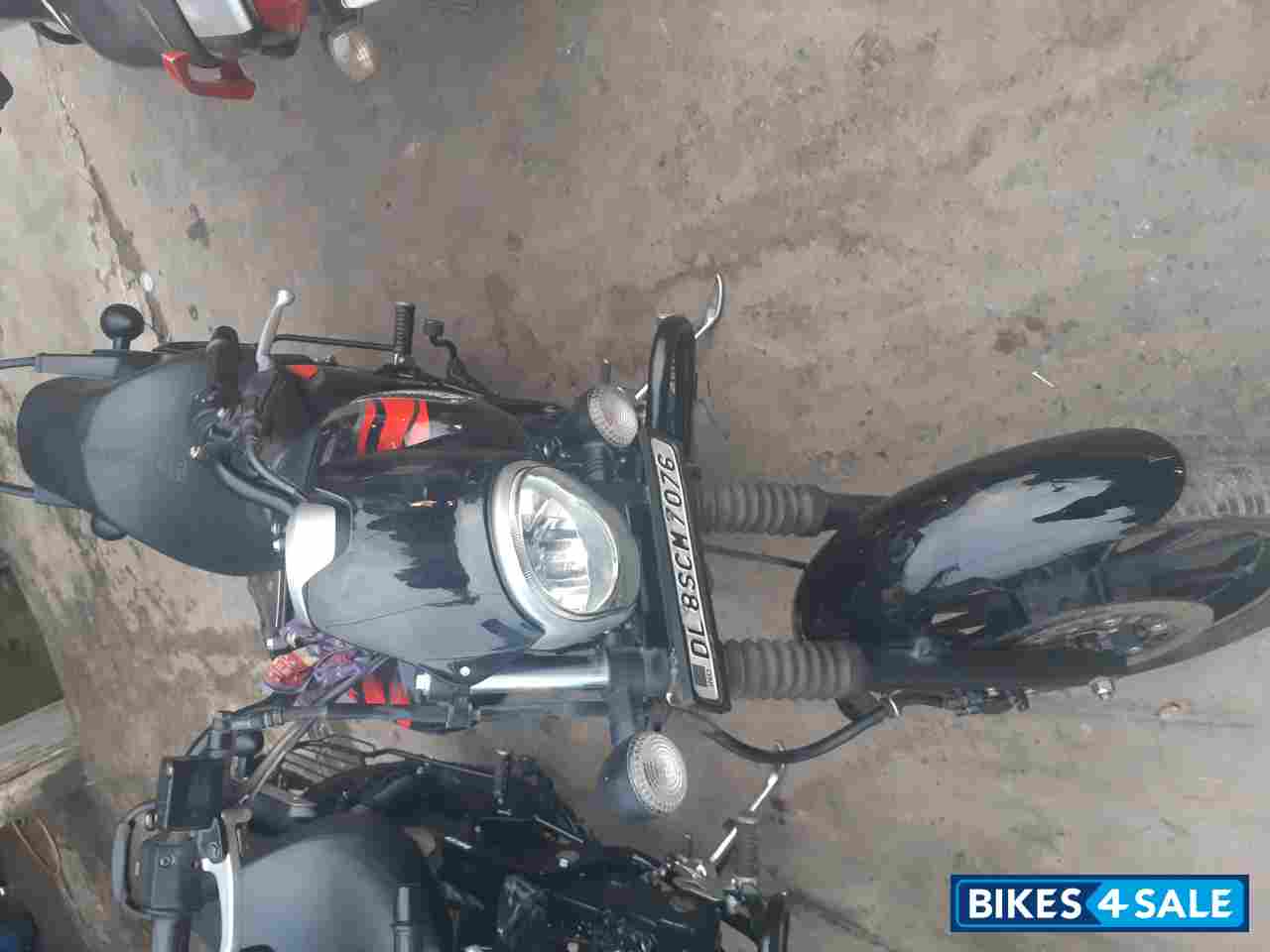Bajaj Avenger Street 220