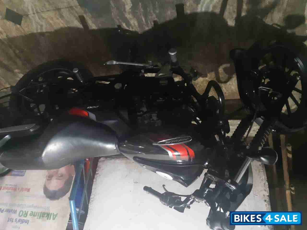 Bajaj Avenger Street 220