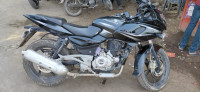 Bajaj Pulsar 220F