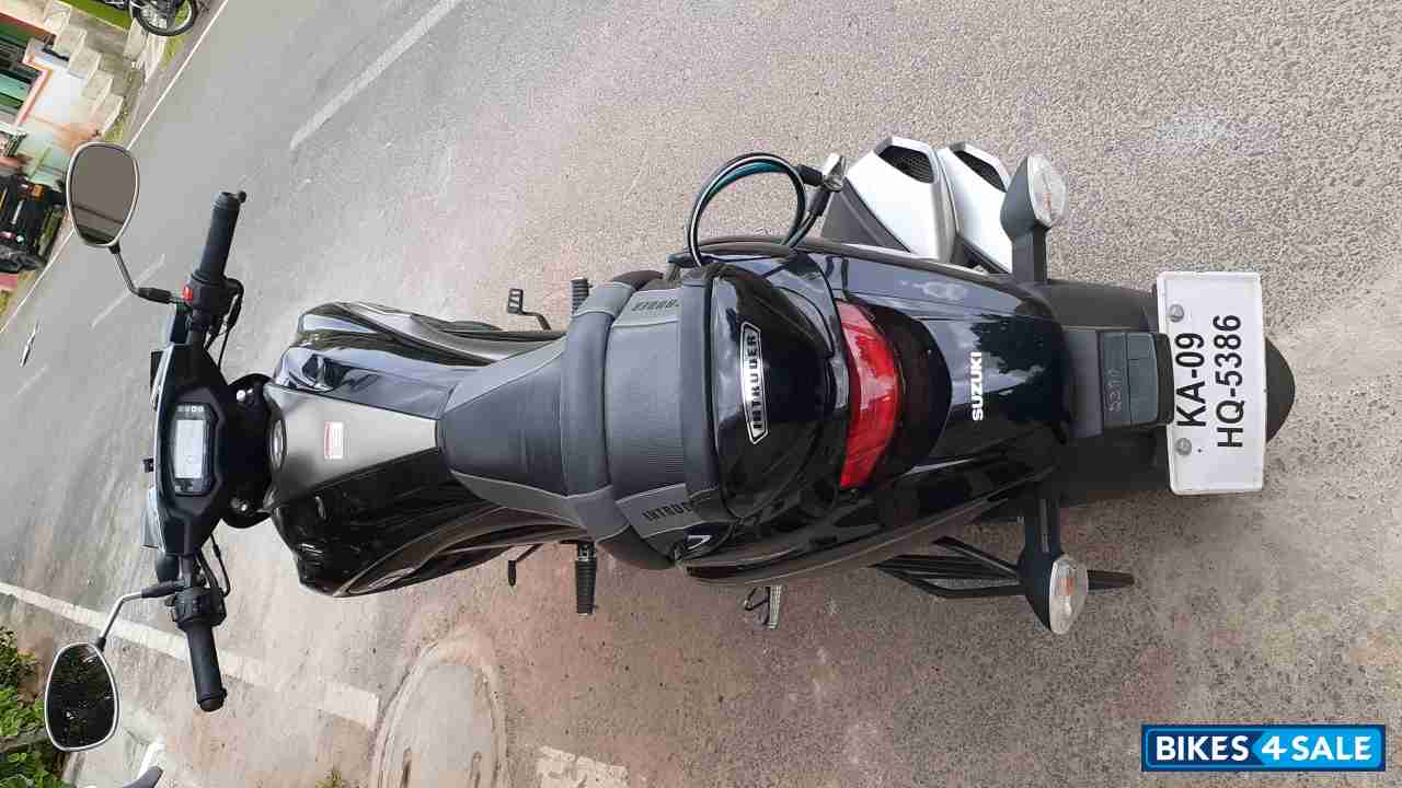 Black Suzuki Intruder 150