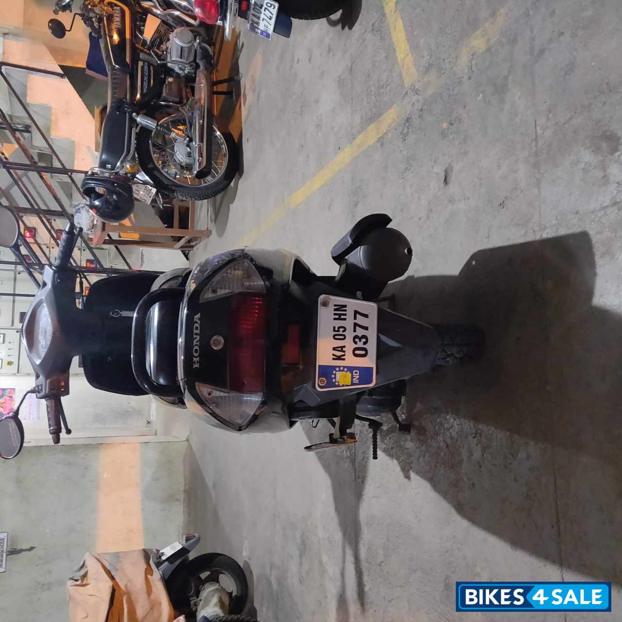 Black Honda Dio