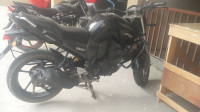 Black Yamaha FZ16