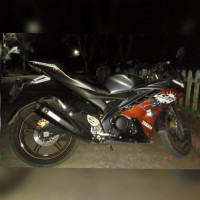 Yamaha YZF R15 V2