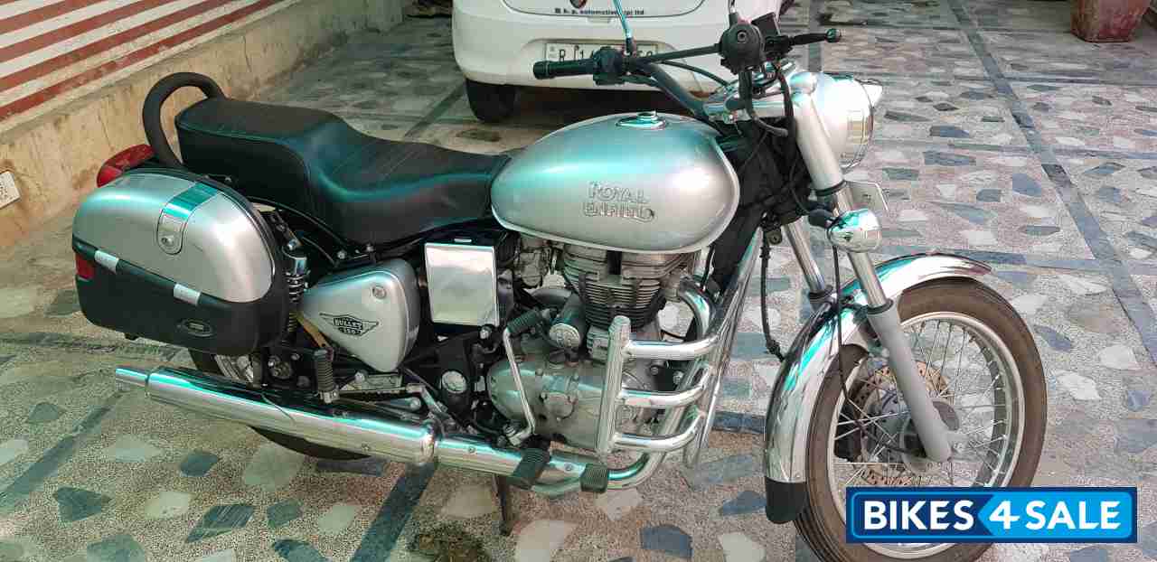 Silver Royal Enfield Bullet Electra