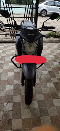 Honda CB Hornet 160R