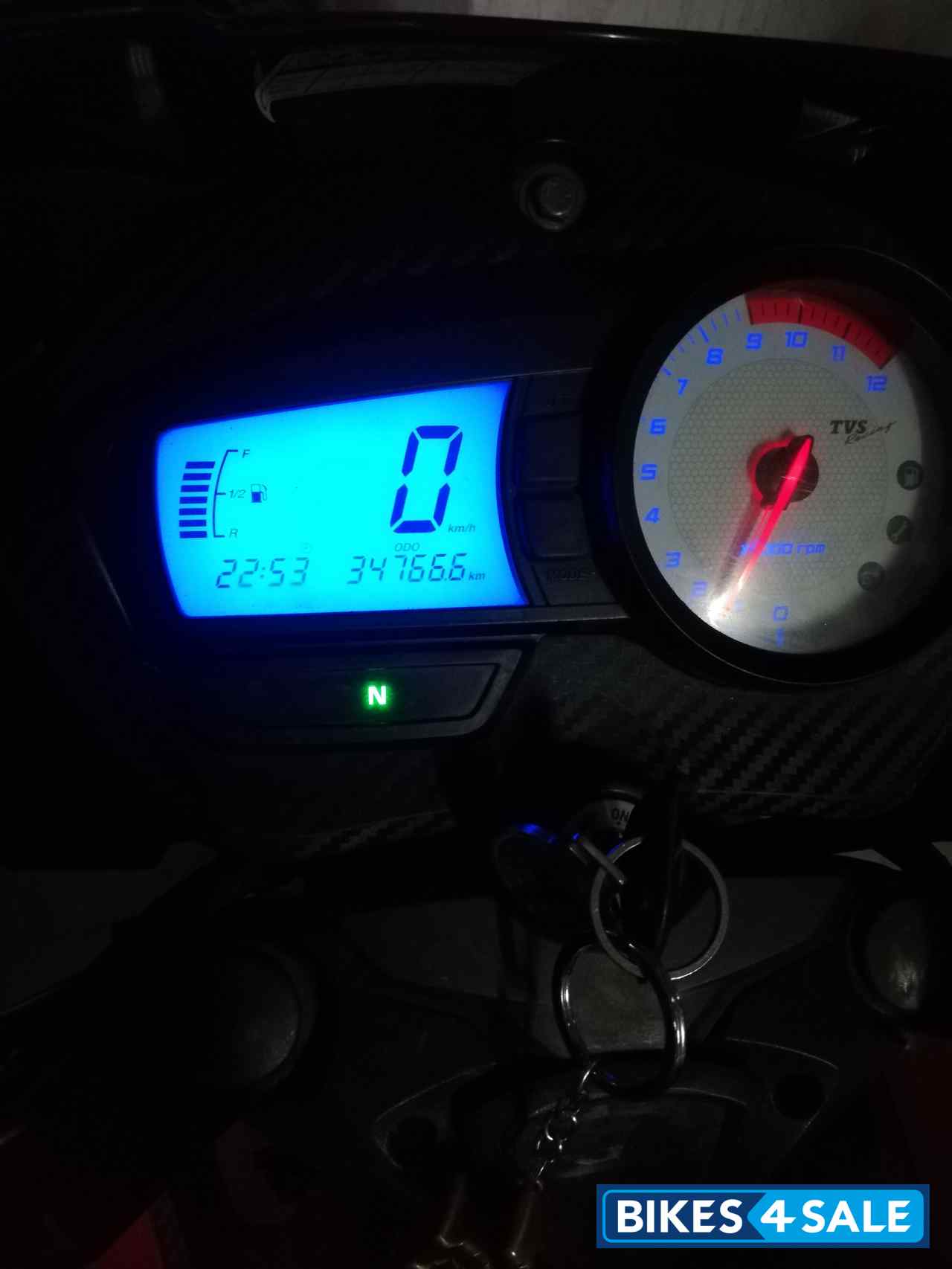 Red TVS Apache RTR 160