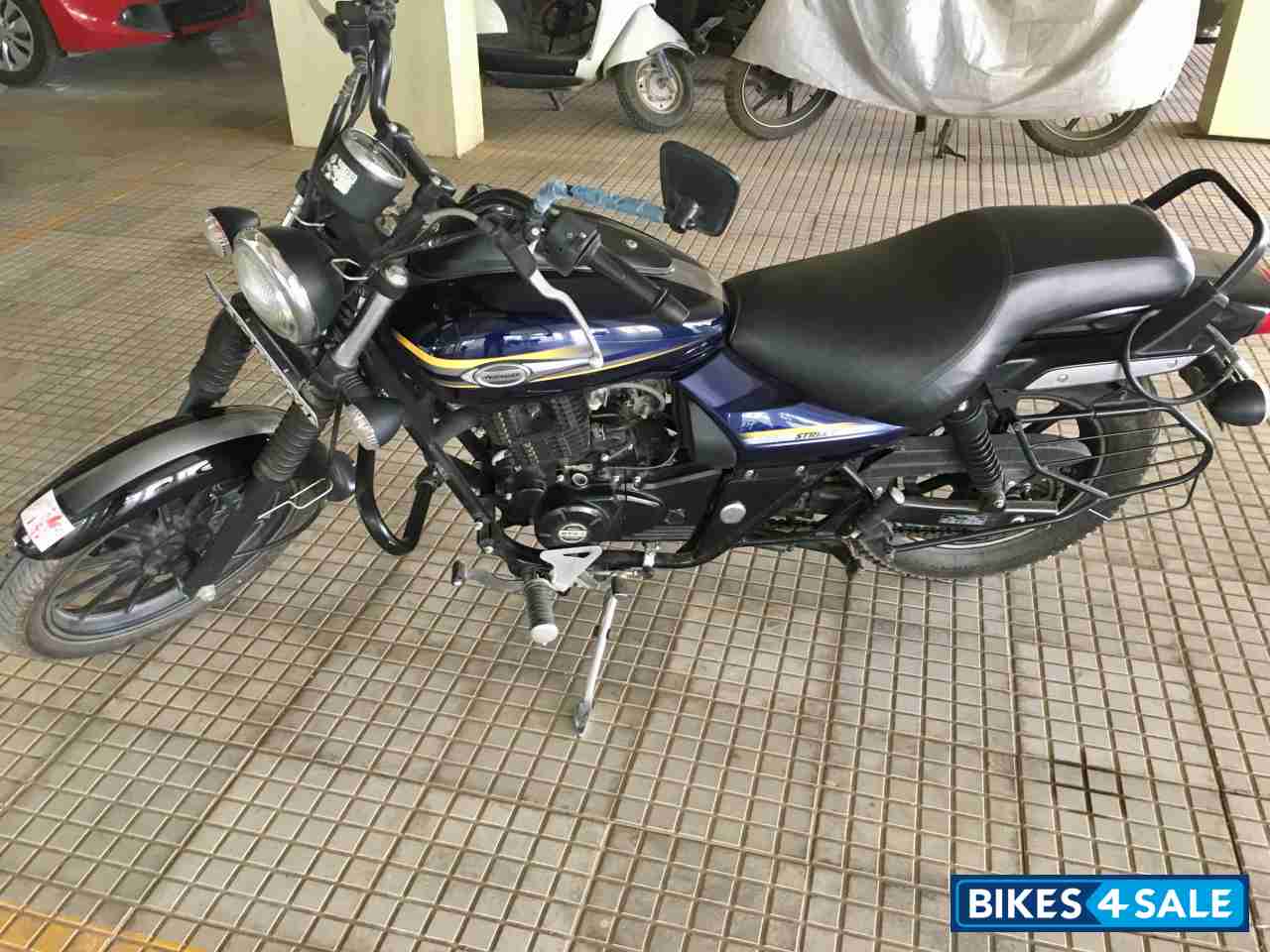 Bajaj Avenger Street 150