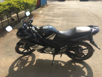 Black Yamaha YZF R15