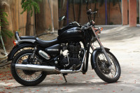 Matte Black Royal Enfield Thunderbird 350