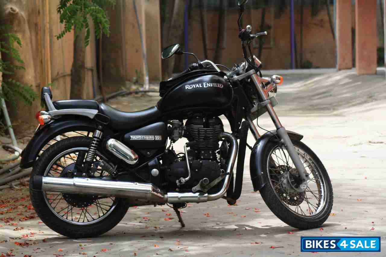 Matte Black Royal Enfield Thunderbird 350