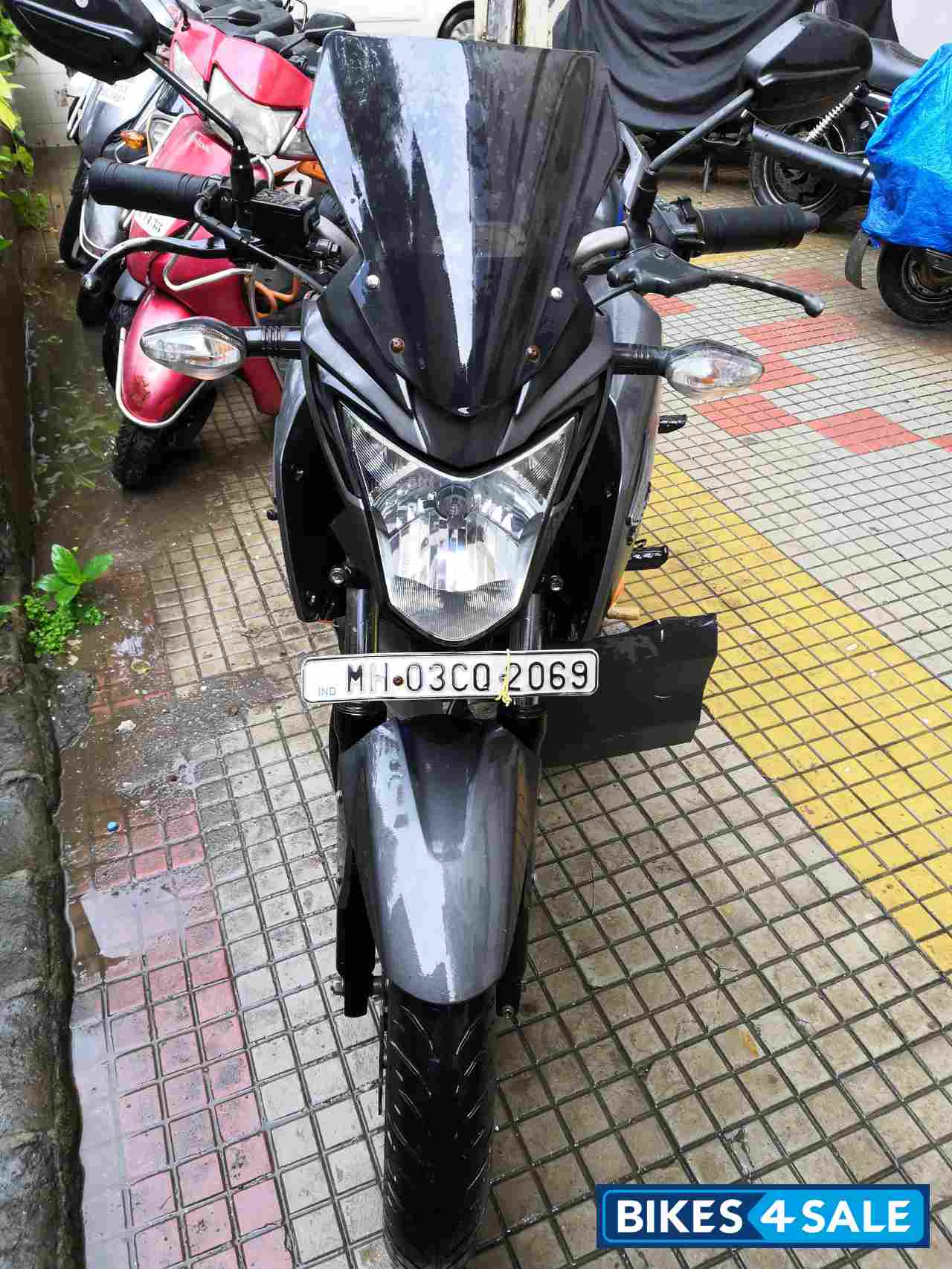 Honda CB Hornet 160R