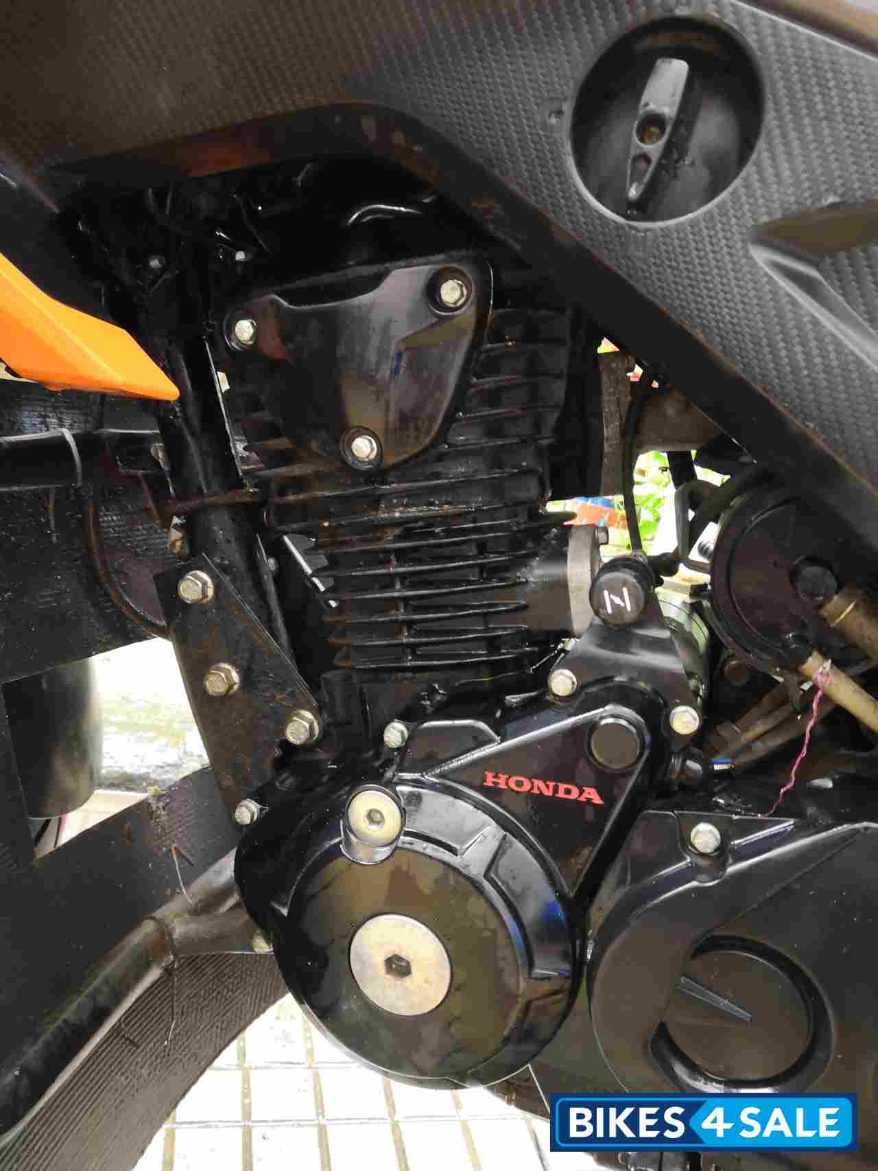 Honda CB Hornet 160R