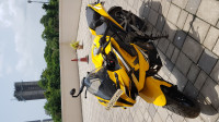Yellow Bajaj Pulsar RS 200