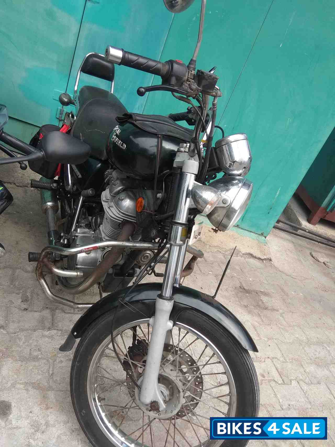Magic Black Royal Enfield Thunderbird TwinSpark 350