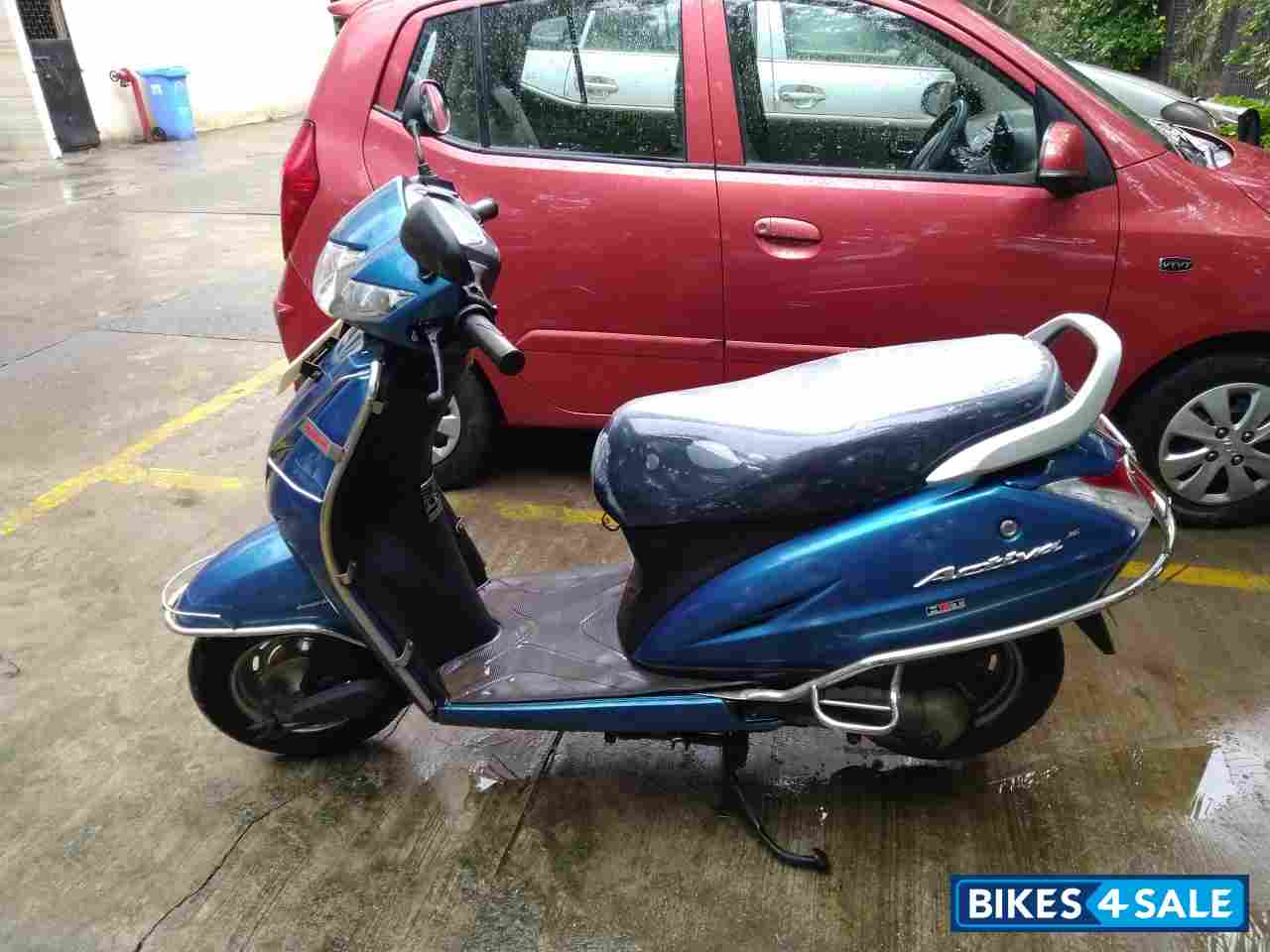 Blue Honda Activa 3G