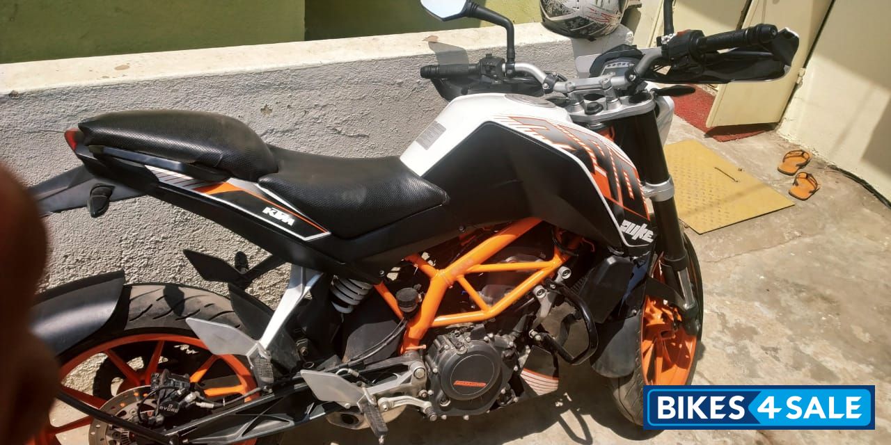 KTM Duke 390