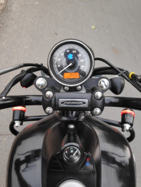 Black Bajaj Avenger Street 220