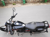 Black Bajaj Avenger Street 220