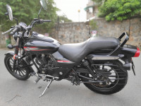 Black Bajaj Avenger Street 220