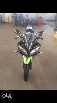 Yamaha YZF R15 2011 Model