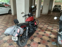 Red Harley Davidson Street 750