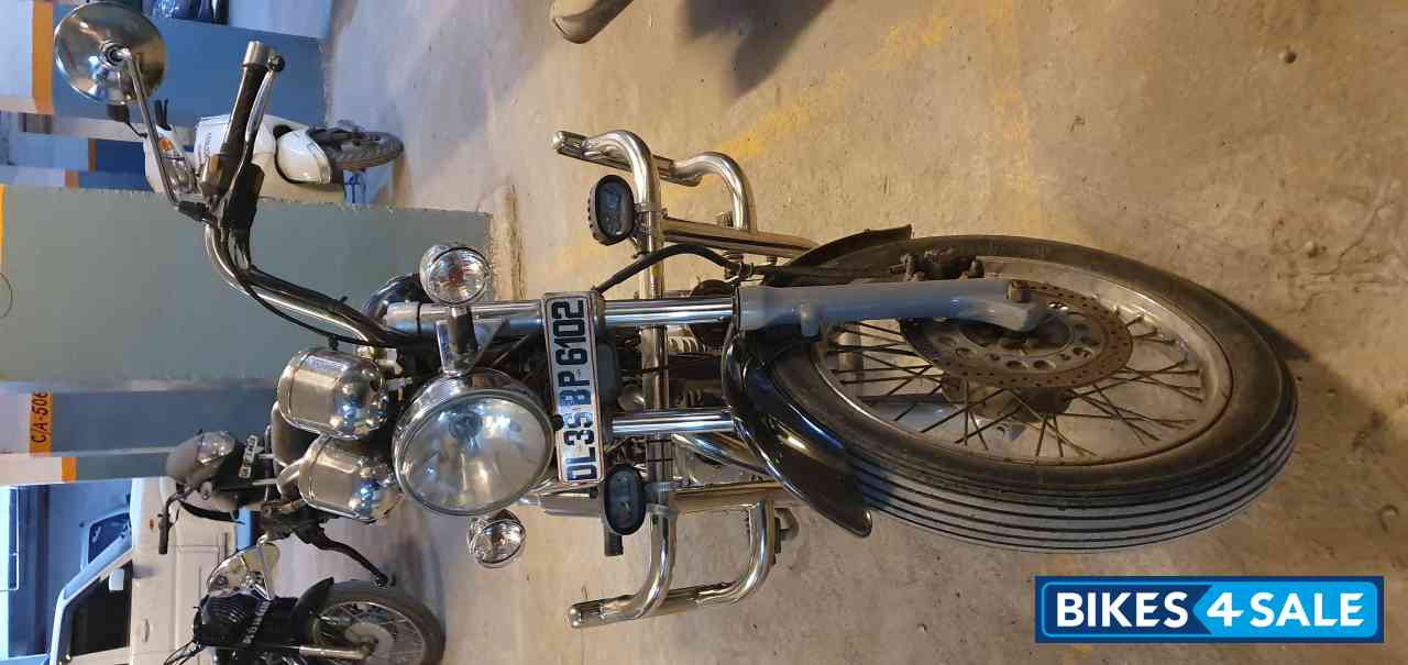 Magic Black Royal Enfield Thunderbird TwinSpark 350