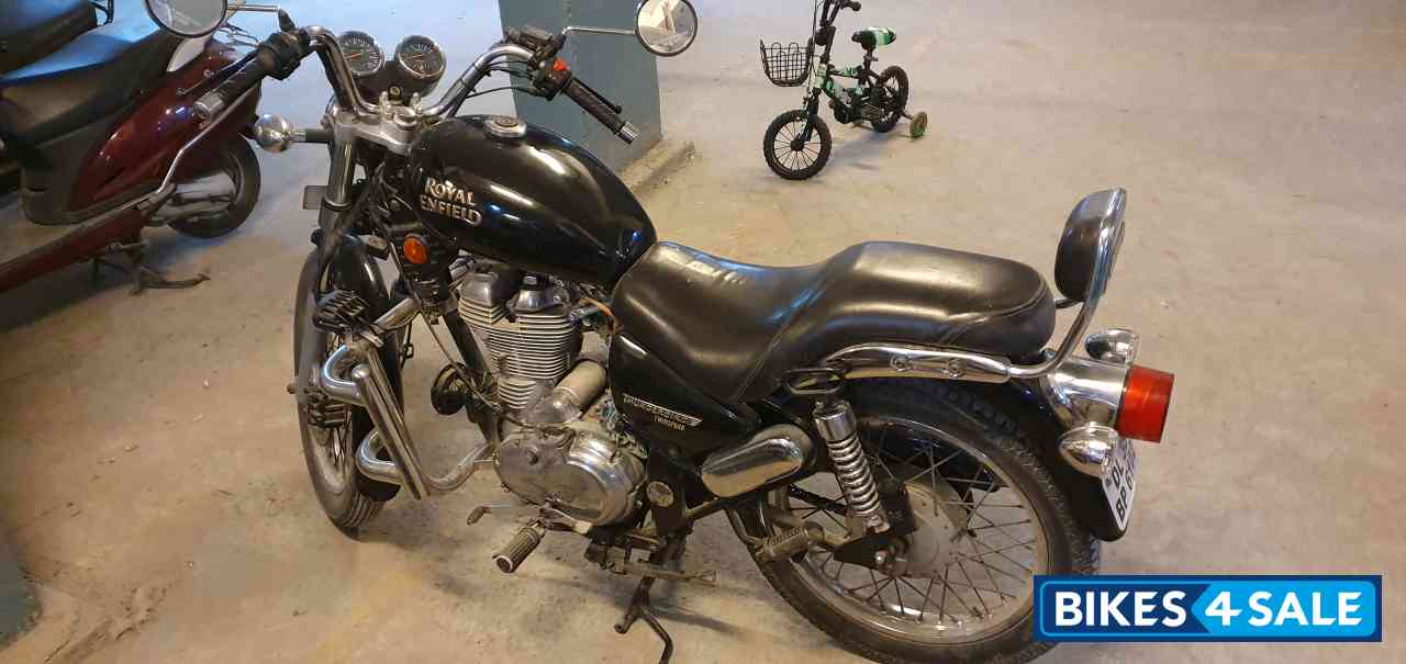 Magic Black Royal Enfield Thunderbird TwinSpark 350