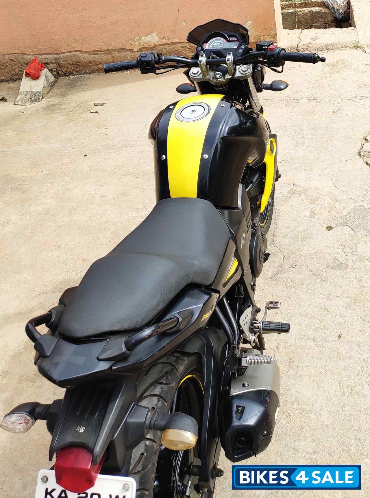 Black And Yellow Yamaha FZ-S