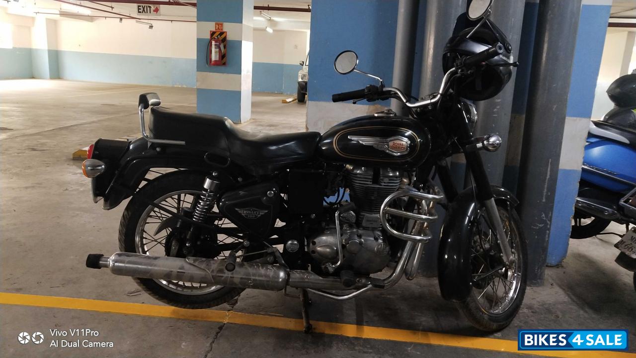 Bottle Green Royal Enfield Bullet Standard 500