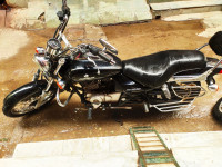Bajaj Avenger 220 DTS-i