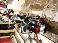 Bajaj Avenger 220 DTS-i