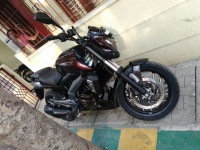 Twilight Plum Bajaj Dominar 400 Disc