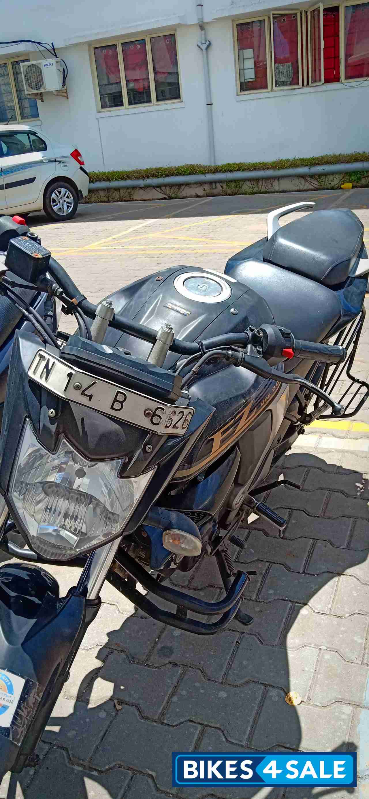 Yamaha FZ1 Yamaha FZ1