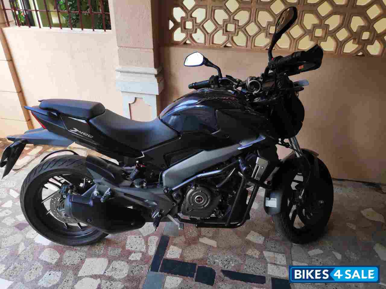 Bajaj Dominar 400