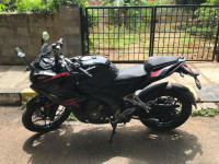 Bajaj Pulsar RS 200 ABS