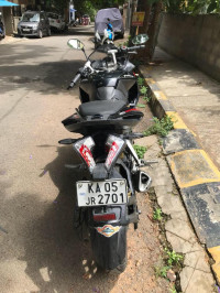 Bajaj Pulsar RS 200 ABS