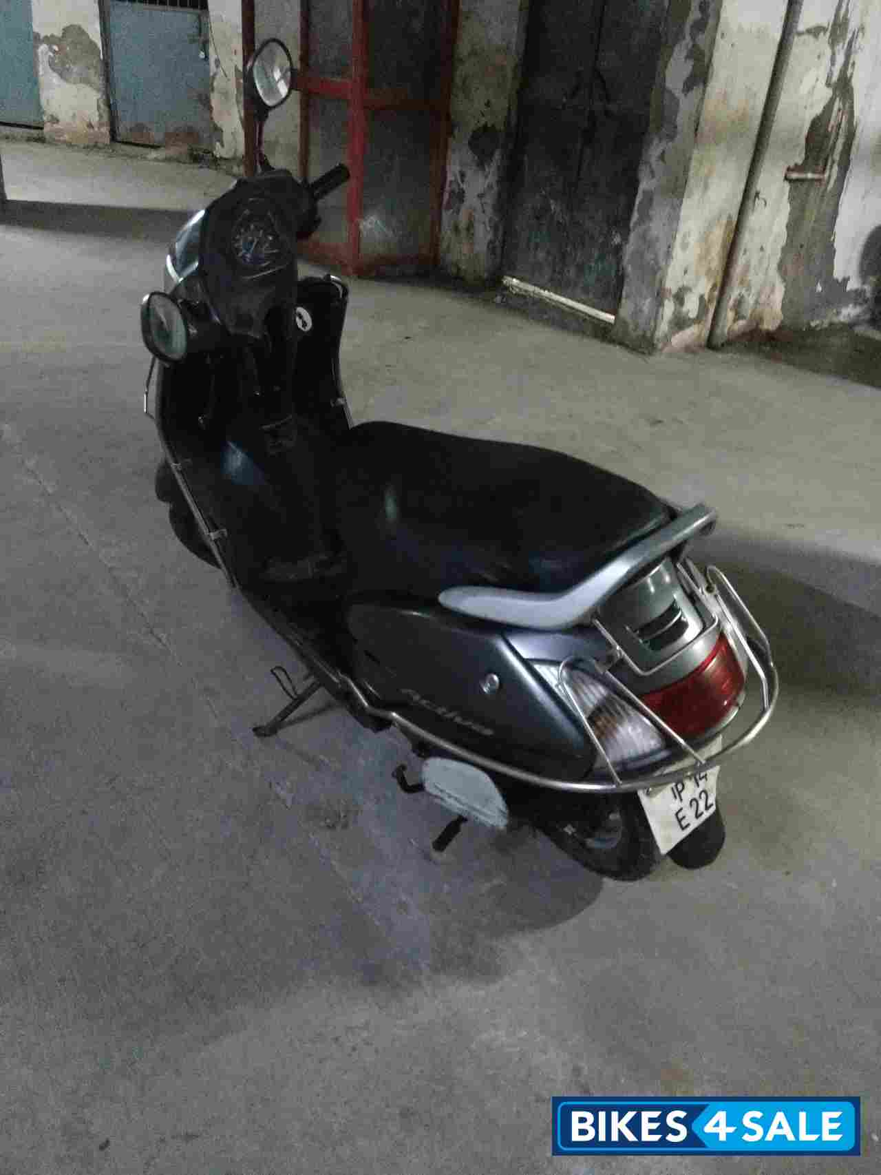 Grey Honda Activa