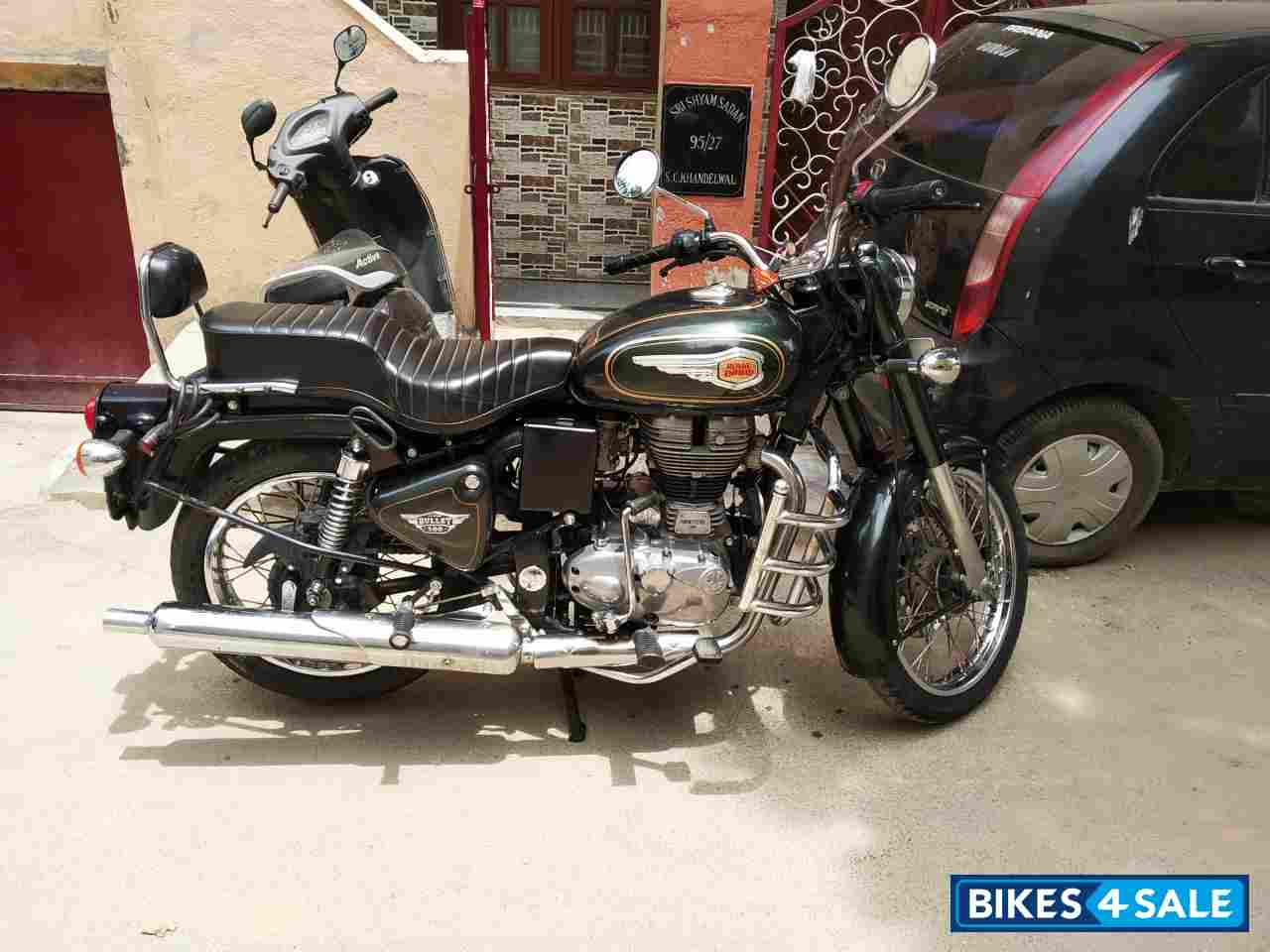 Forest Green Royal Enfield Bullet 500