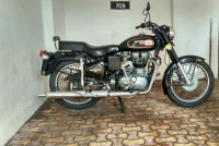 Black Royal Enfield Bullet 350 Twinspark