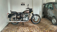 Black Royal Enfield Bullet 350 Twinspark