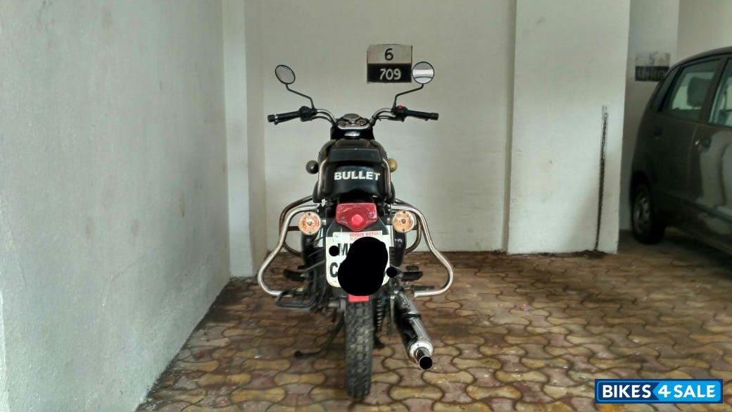 Black Royal Enfield Bullet 350 Twinspark Black Royal Enfield Bullet 350 Twinspark