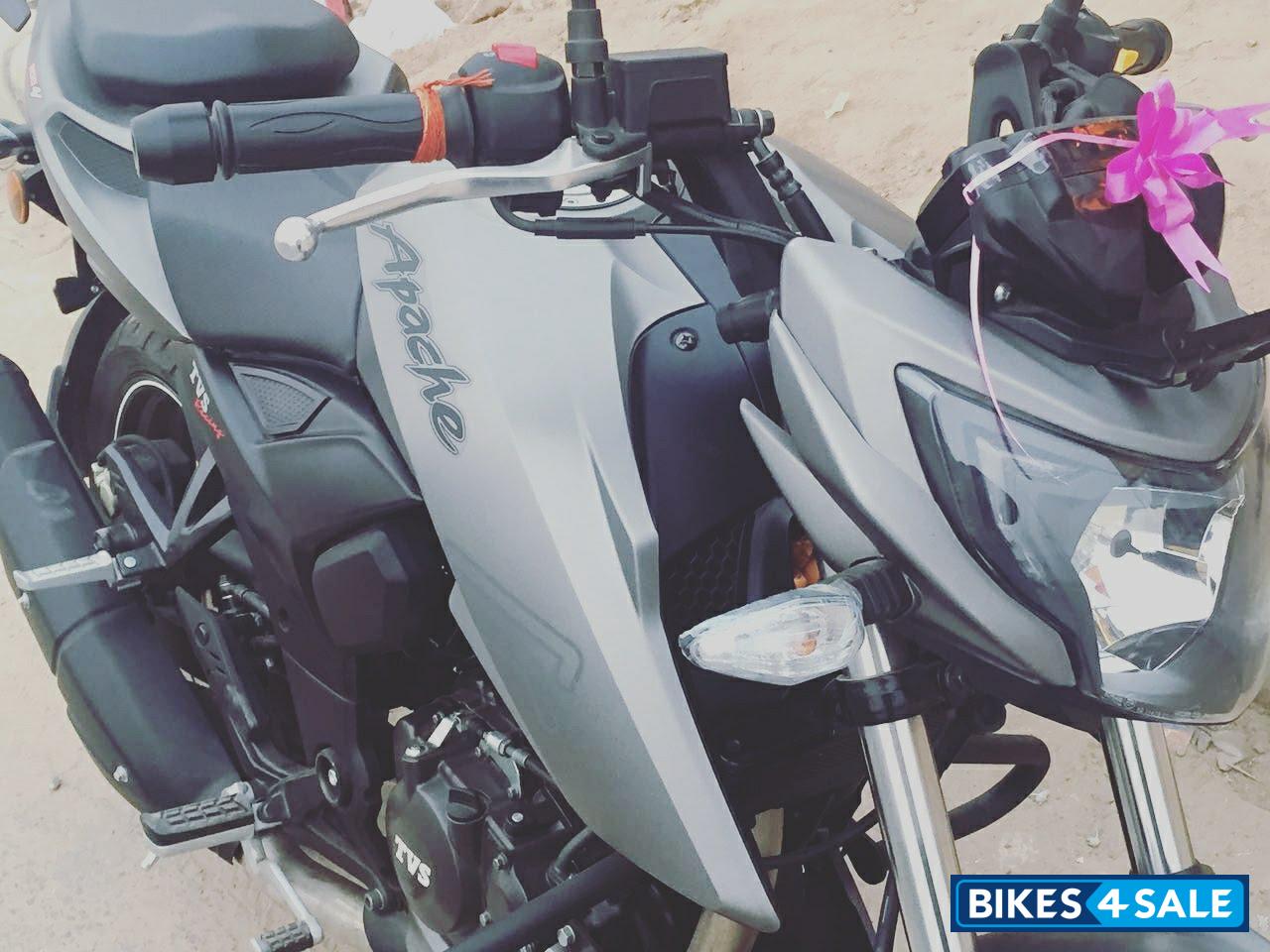 TVS Apache RTR 200 4V