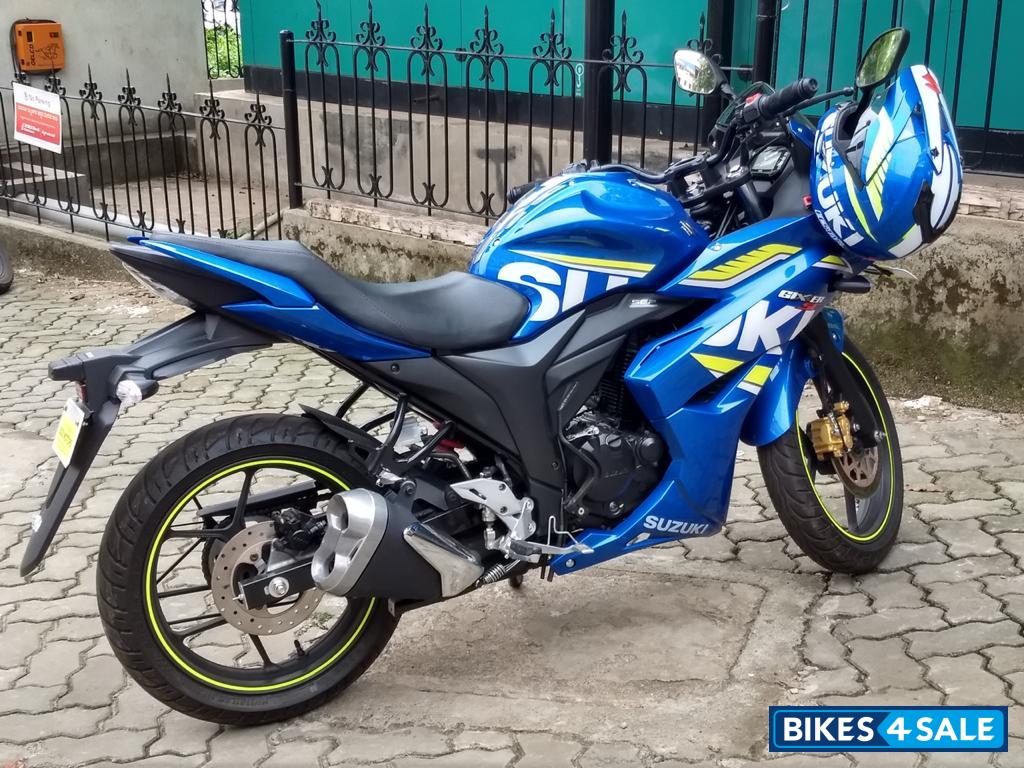 Racing Blue Suzuki Gixxer SF SP