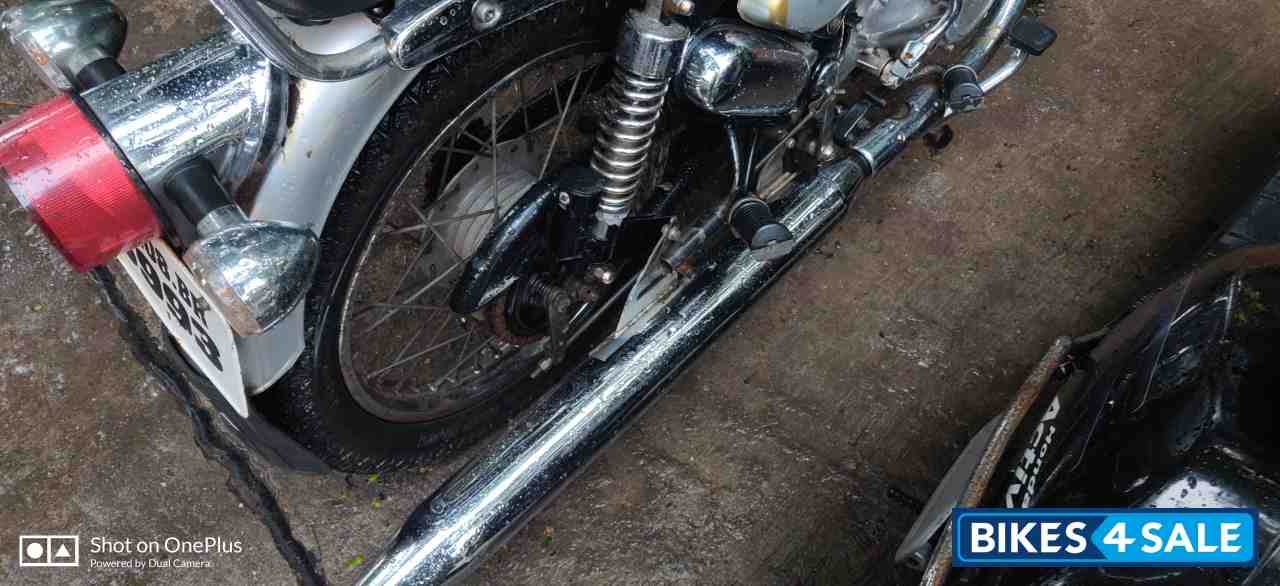 Silver Royal Enfield Thunderbird X 350