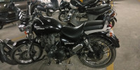 Black Royal Enfield Thunderbird 350