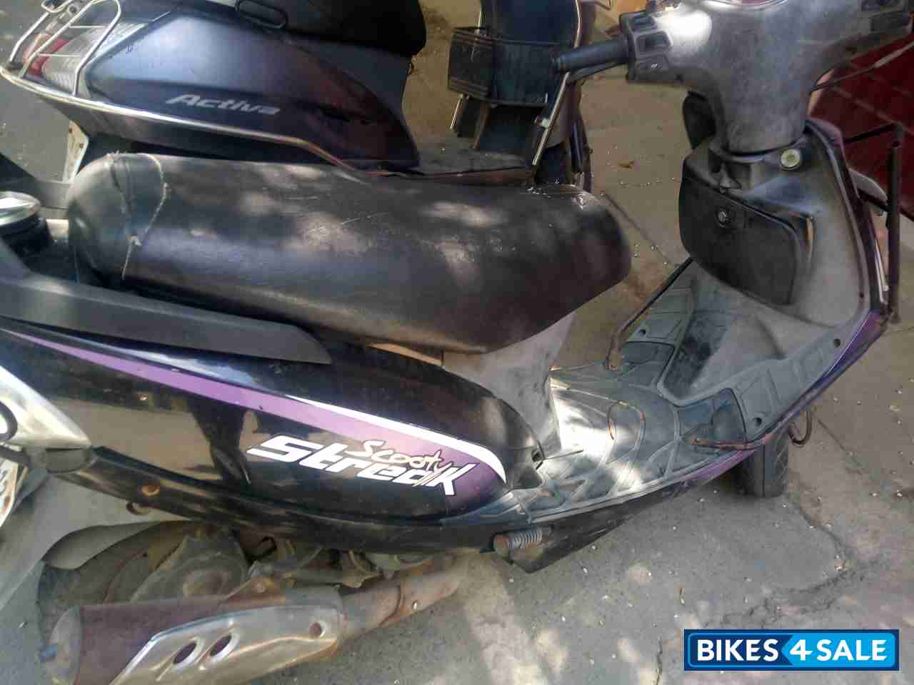 Black TVS Scooty Streak