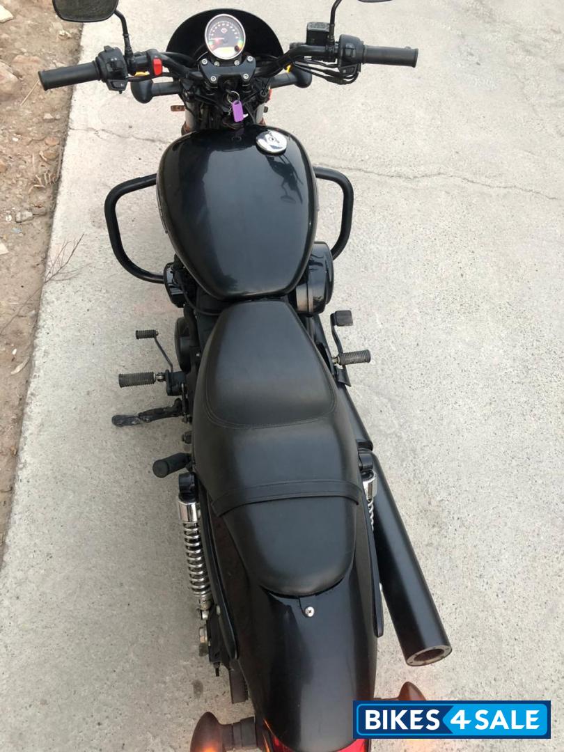 Black Harley Davidson Street 500