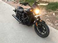 Black Harley Davidson Street 500