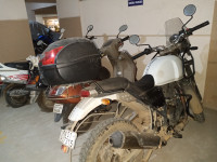 Snow White Royal Enfield Himalayan