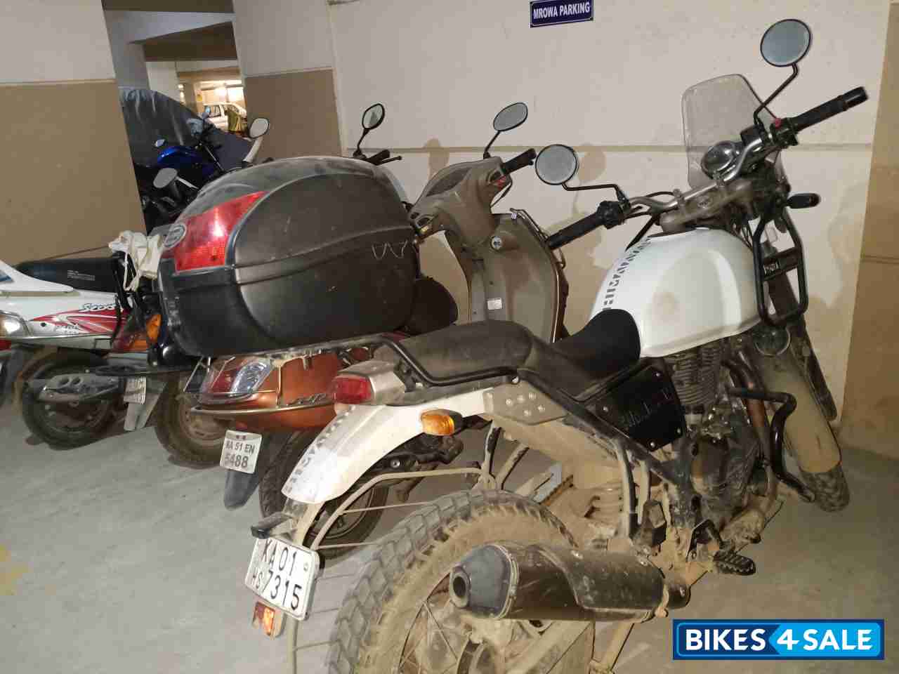 Snow White Royal Enfield Himalayan